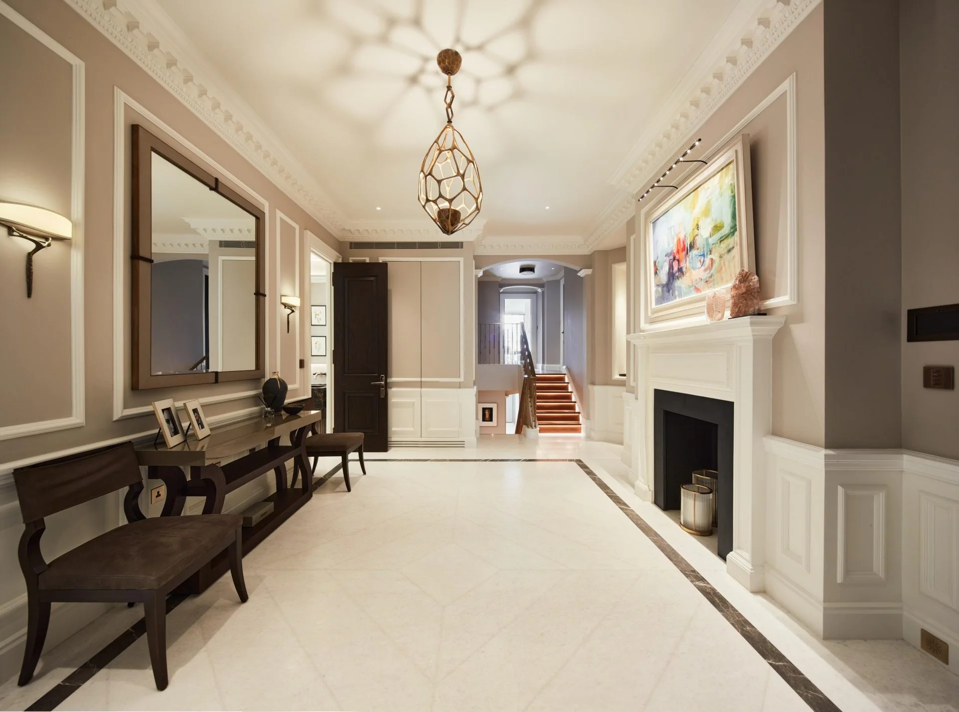 Harcourt House — mobilya ve metal işçiliği, görünüm 3