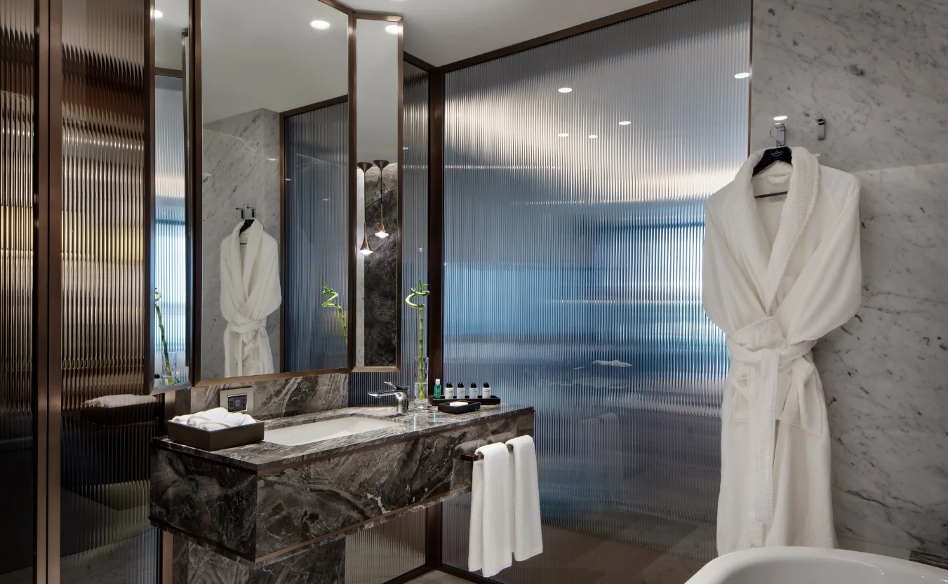 Reges, a Luxury Collection Resort & Spa — mobilya ve metal işçiliği, görünüm 5